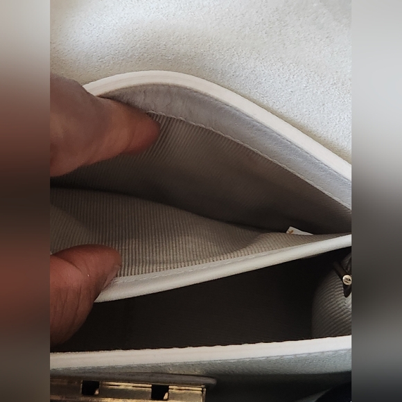 Furla Metropolis Beige Leather Crossbody Bag - Picture 10 of 16